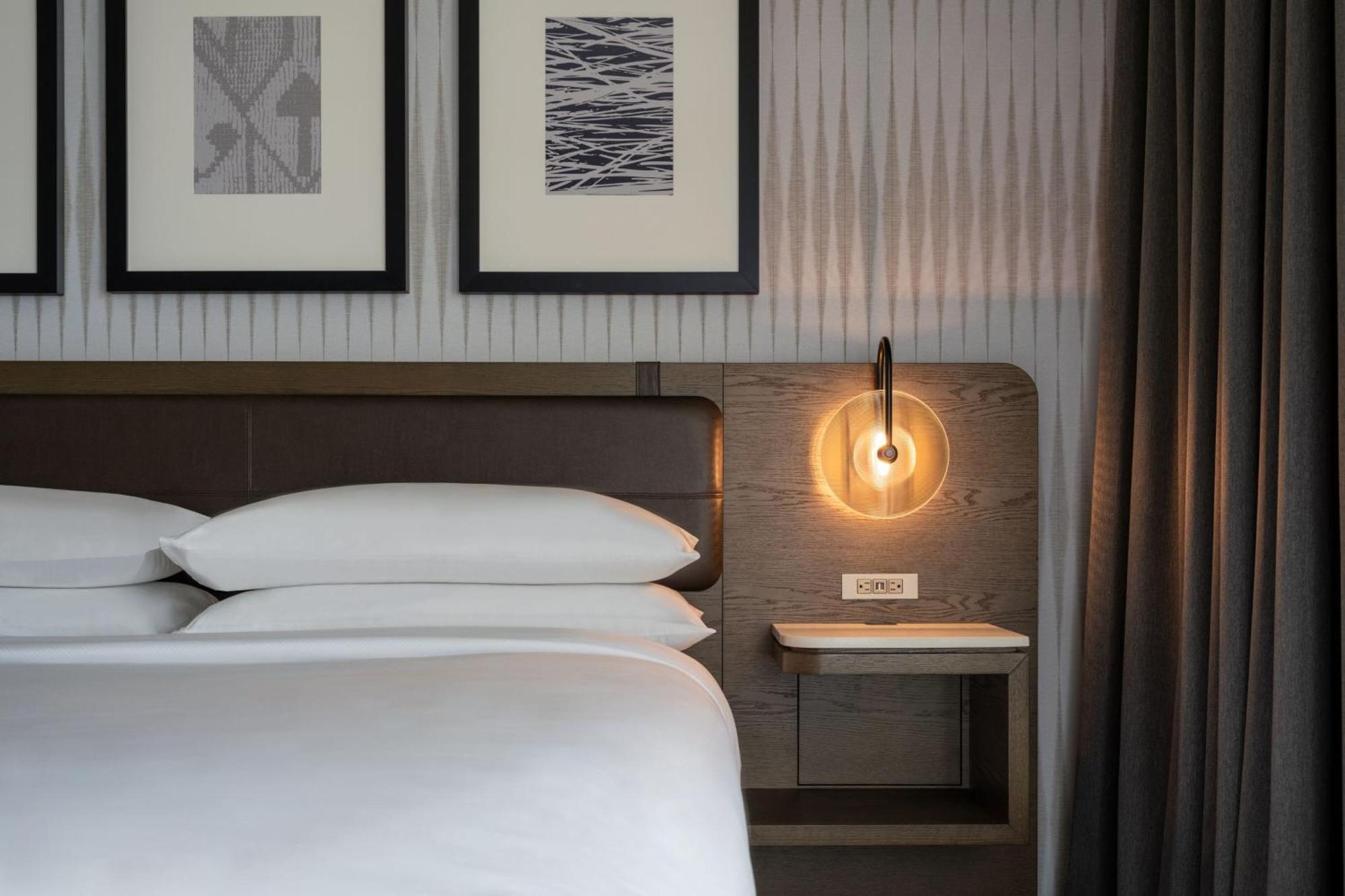 Delta Hotels By Marriott Wichita Falls Convention Center ภายนอก รูปภาพ