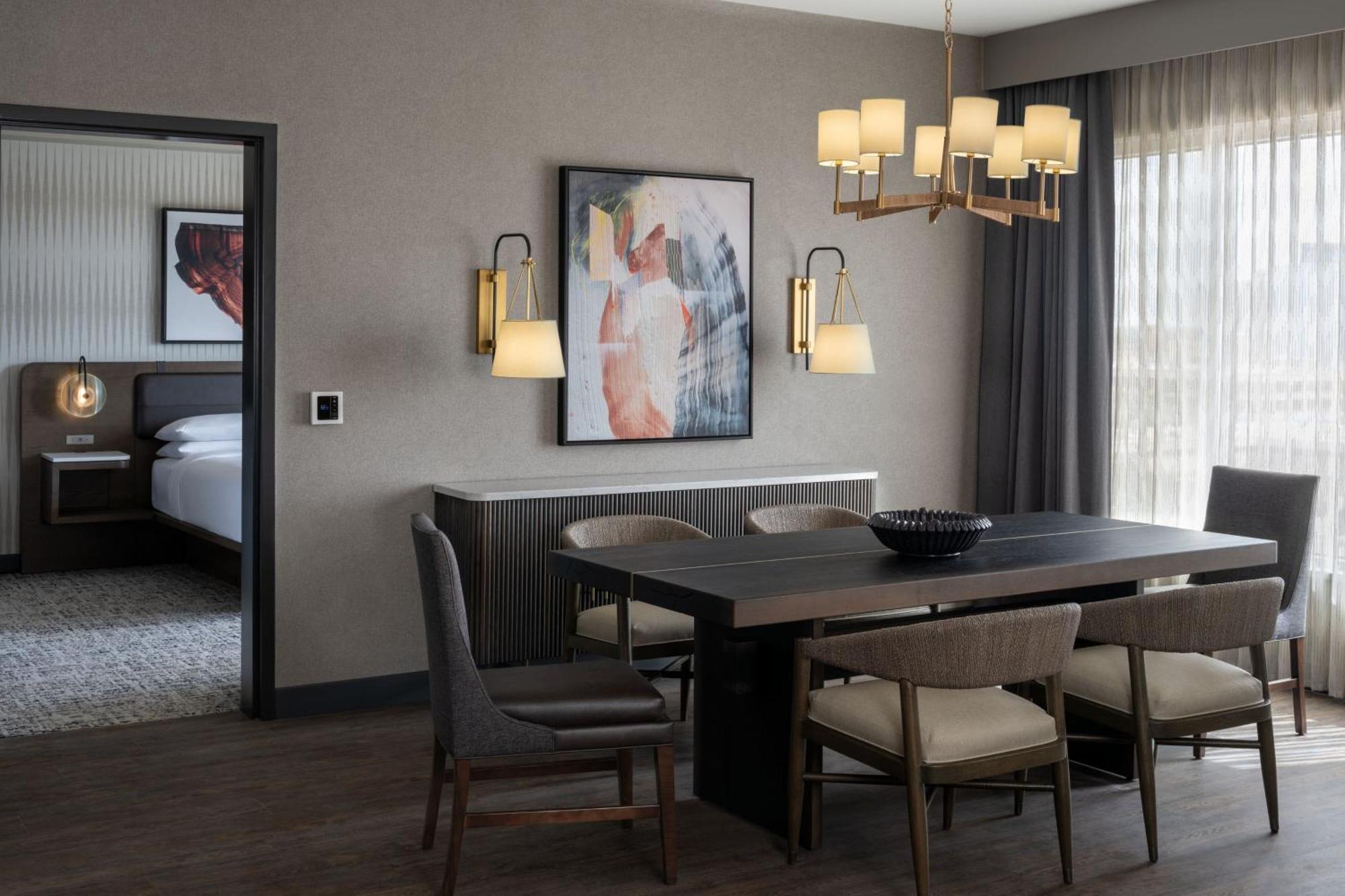 Delta Hotels By Marriott Wichita Falls Convention Center ภายนอก รูปภาพ